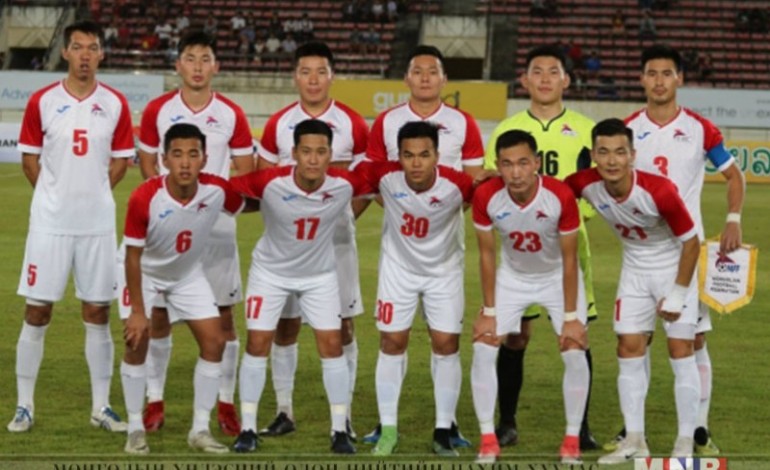 Монголын хөлбөмбөгчид Лаосын шигшээ багийг хожлоо